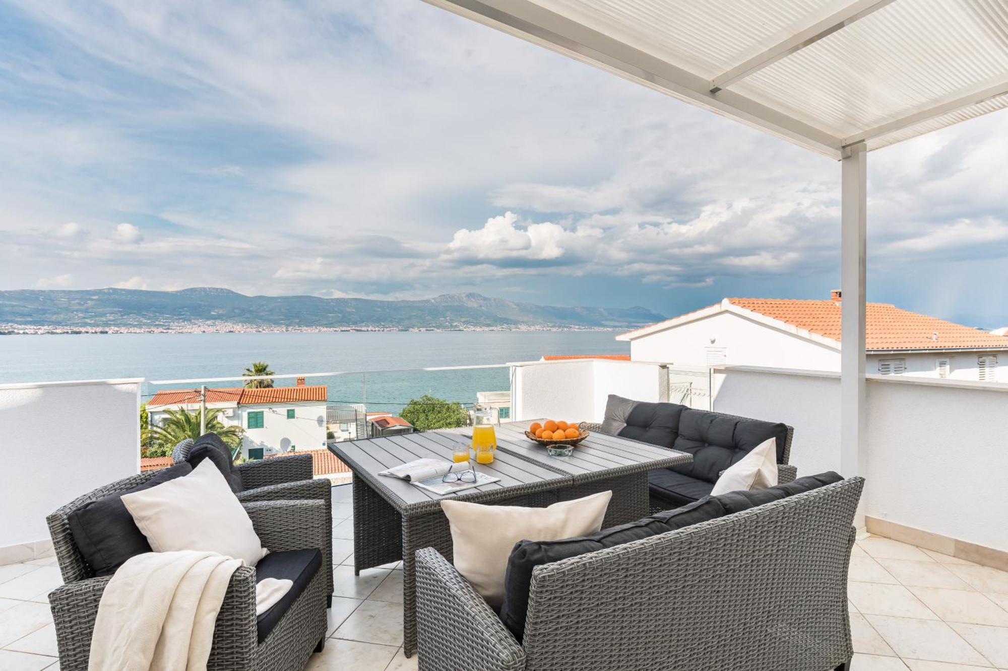 Apartments Marina Trogir Exteriör bild