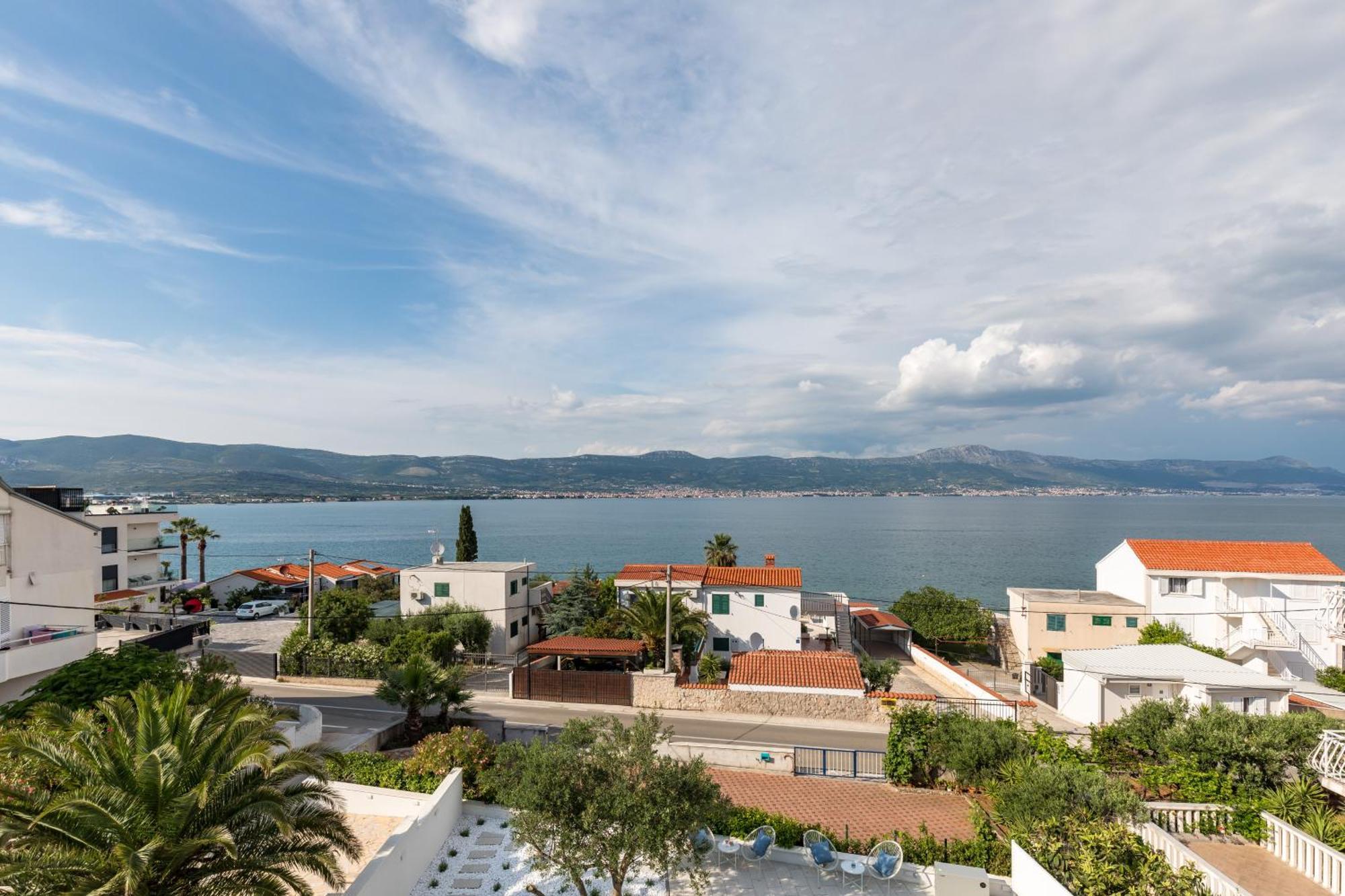 Apartments Marina Trogir Exteriör bild