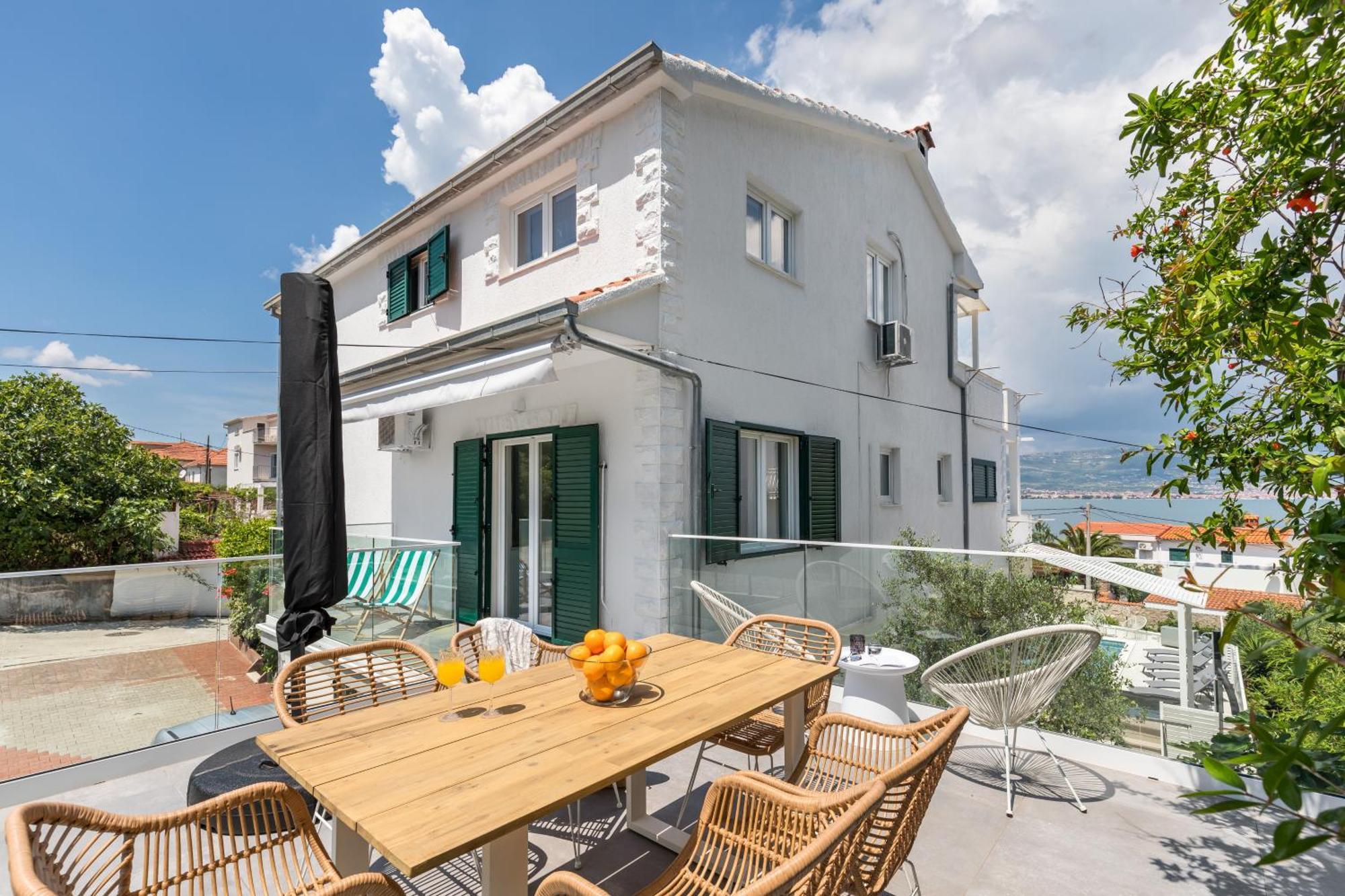 Apartments Marina Trogir Exteriör bild