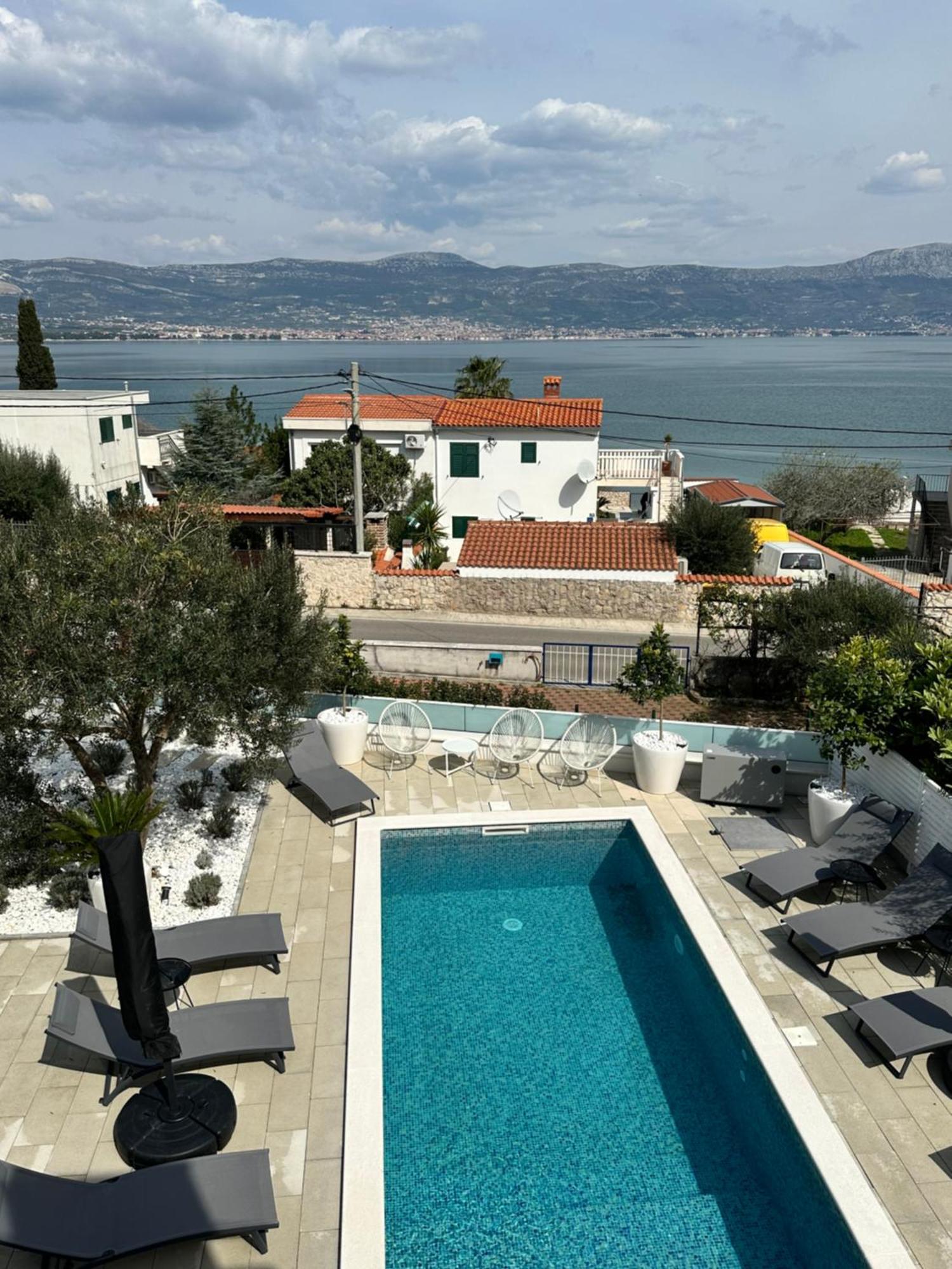 Apartments Marina Trogir Exteriör bild